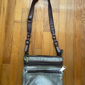 Fossil Metallic/ Bronze Leather Crossbody bag. Key charm. Long Live Vintage
